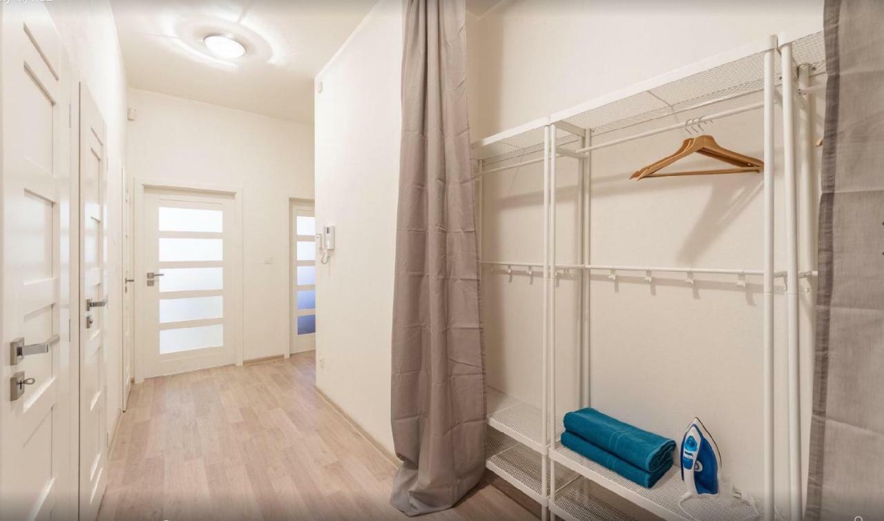 Central Prague Crown Apartments מראה חיצוני תמונה