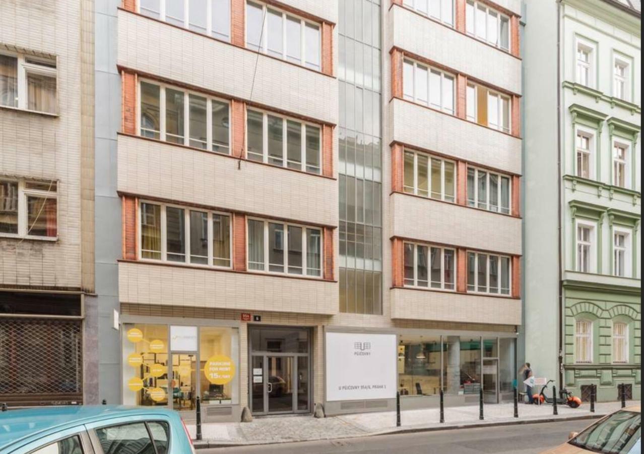 Central Prague Crown Apartments מראה חיצוני תמונה