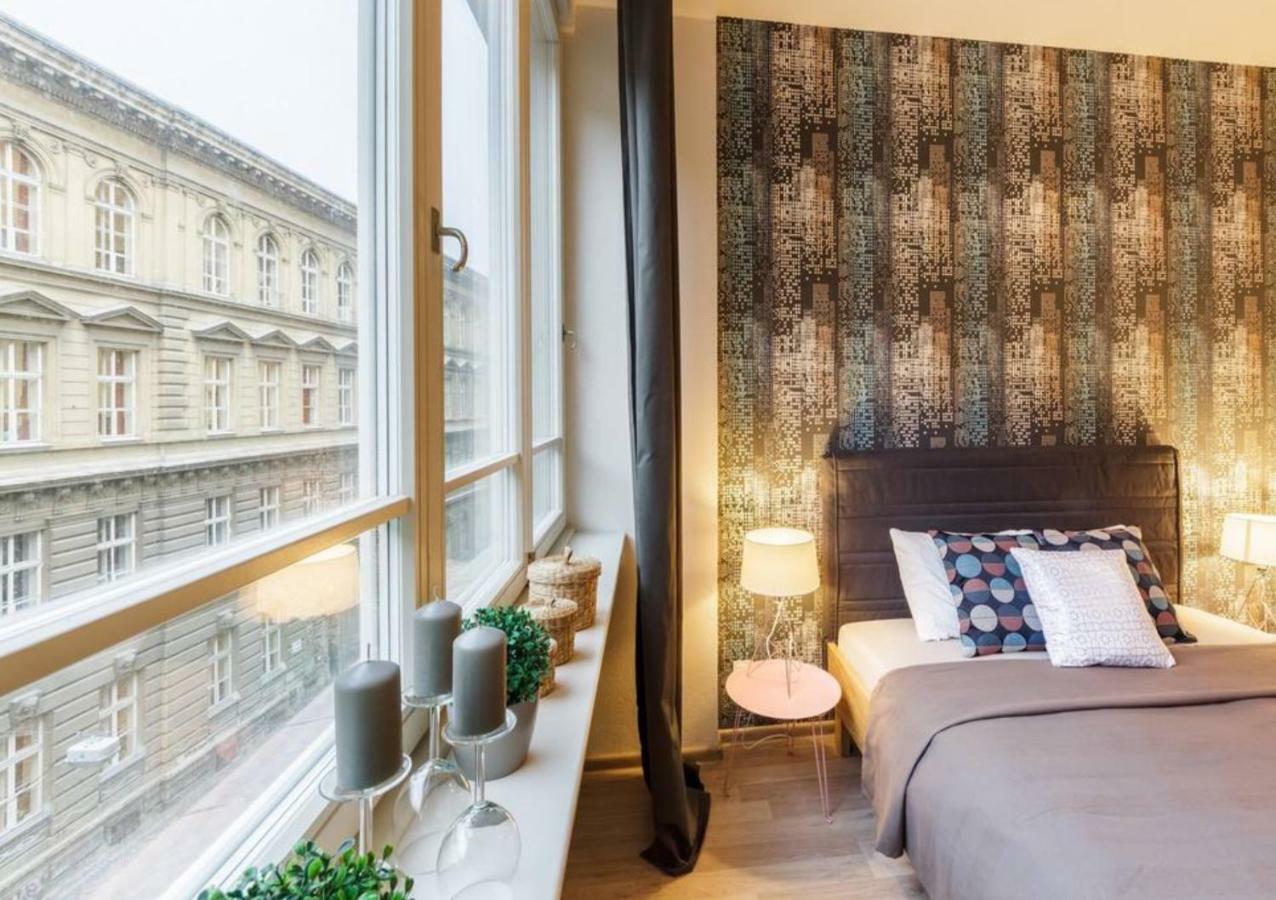 Central Prague Crown Apartments מראה חיצוני תמונה